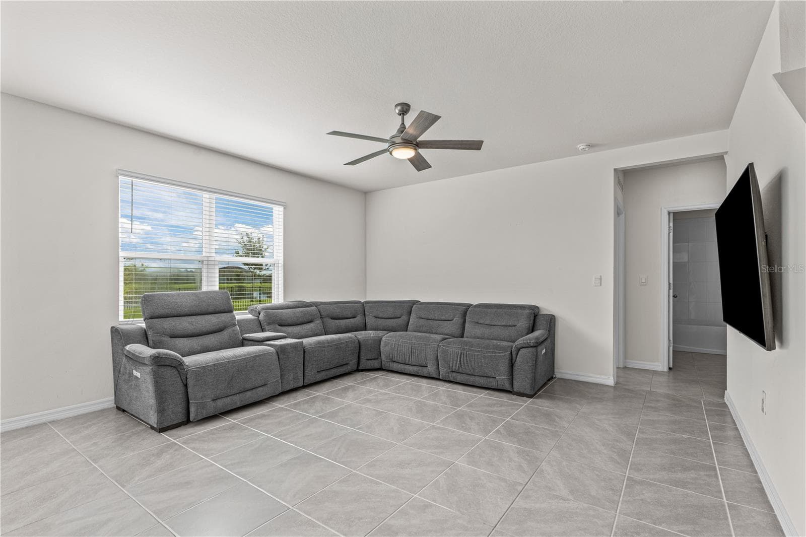 Single Family Residence at 3242 CARPENTARIA DR, NEW SMYRNA BEACH, photo 19 of 58