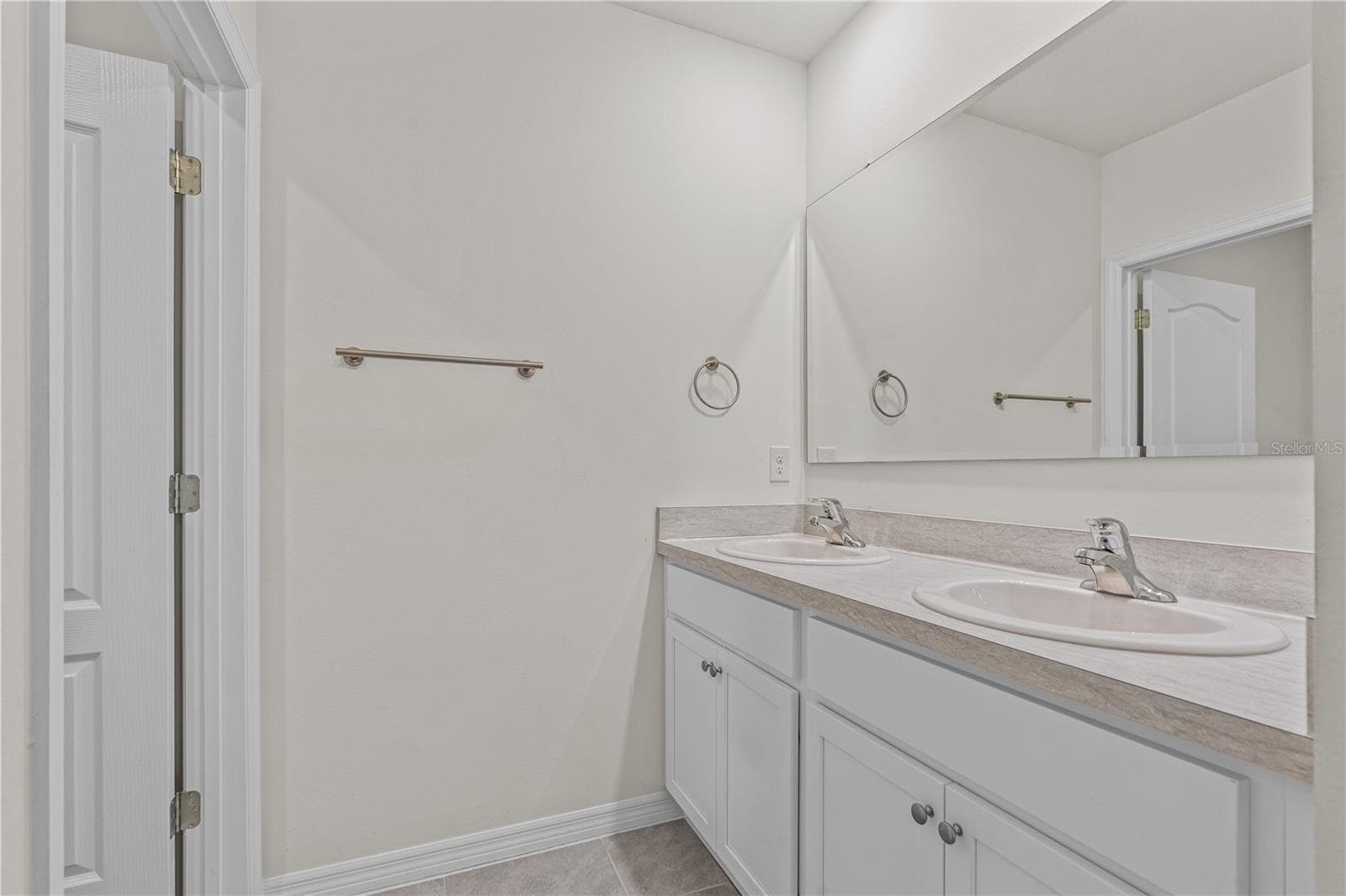 Single Family Residence at 3242 CARPENTARIA DR, NEW SMYRNA BEACH, photo 42 of 58
