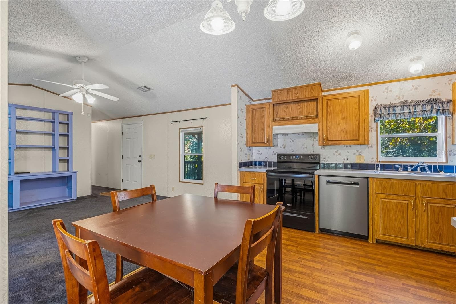 Manufactured Home at 14631 NE 10TH AVE, TRENTON, photo 35 of 36