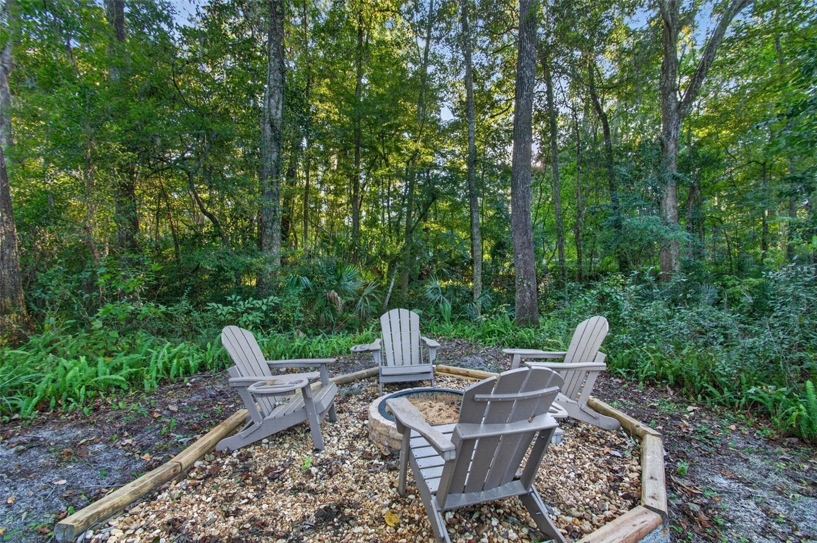 Creekside Firepit - 4415 NW 33RD CT, GAINESVILLE