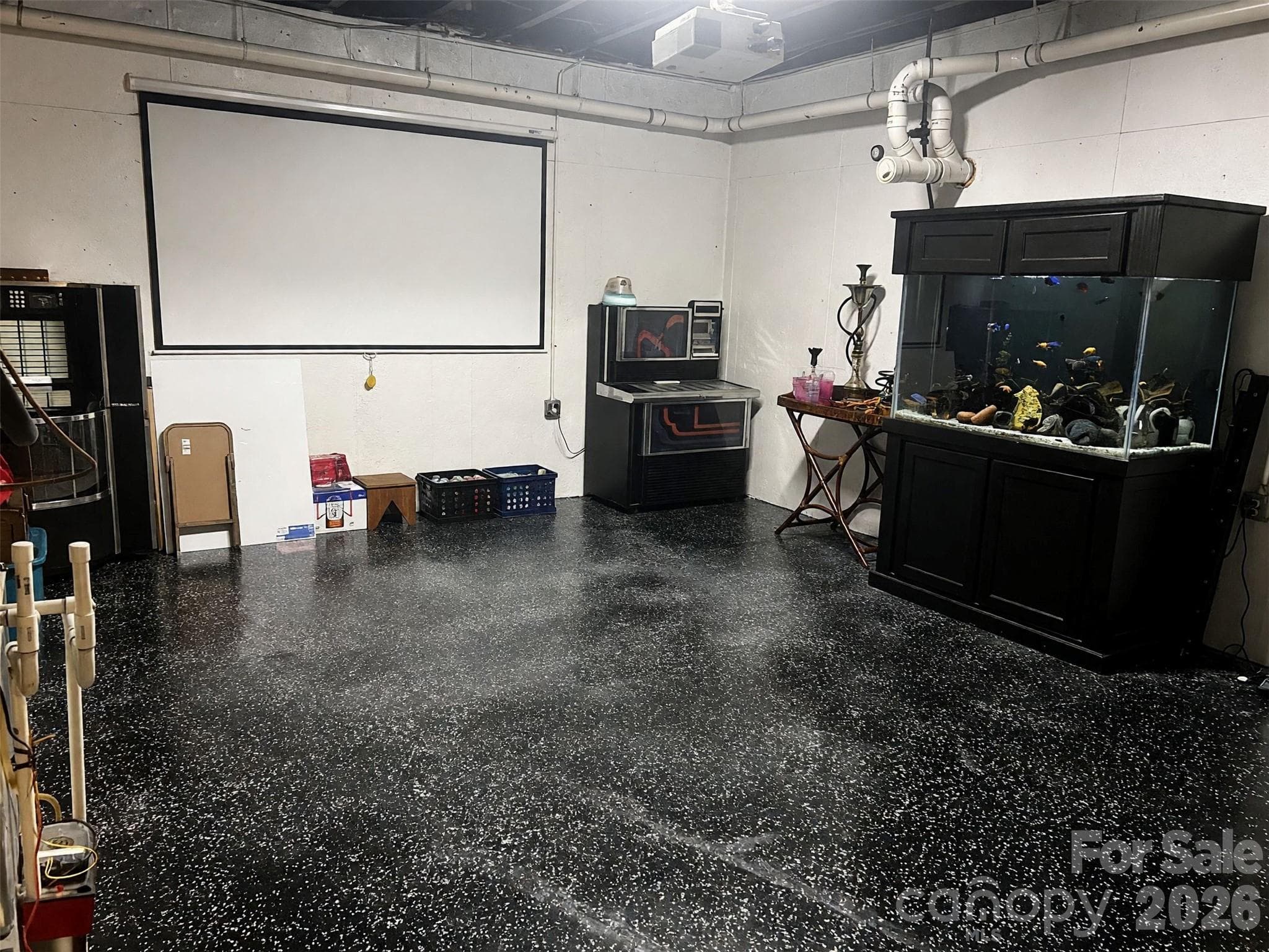 Basement Storage/ Man Cave - 3125 Kennys Street, Pineville
