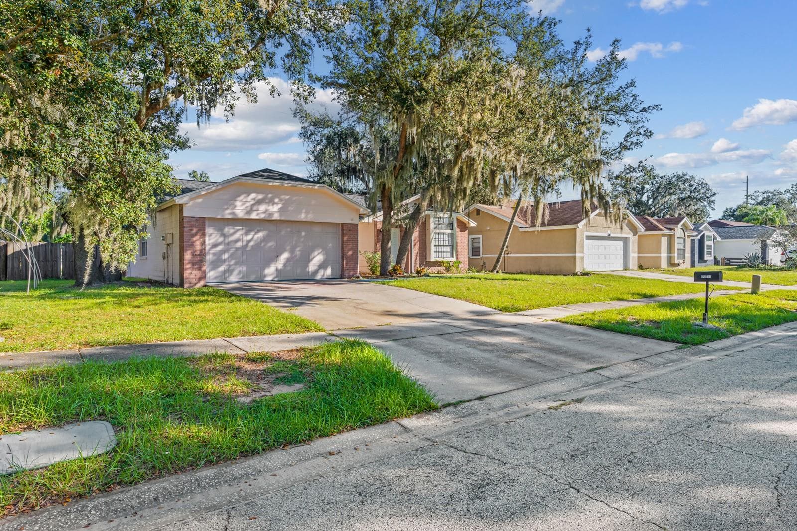Single Family Residence at 12108 FRUITWOOD DR, RIVERVIEW, photo 2 of 42