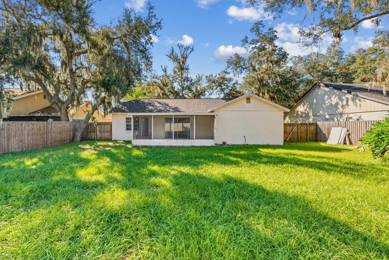 Single Family Residence at 12108 FRUITWOOD DR, RIVERVIEW, photo 40 of 42