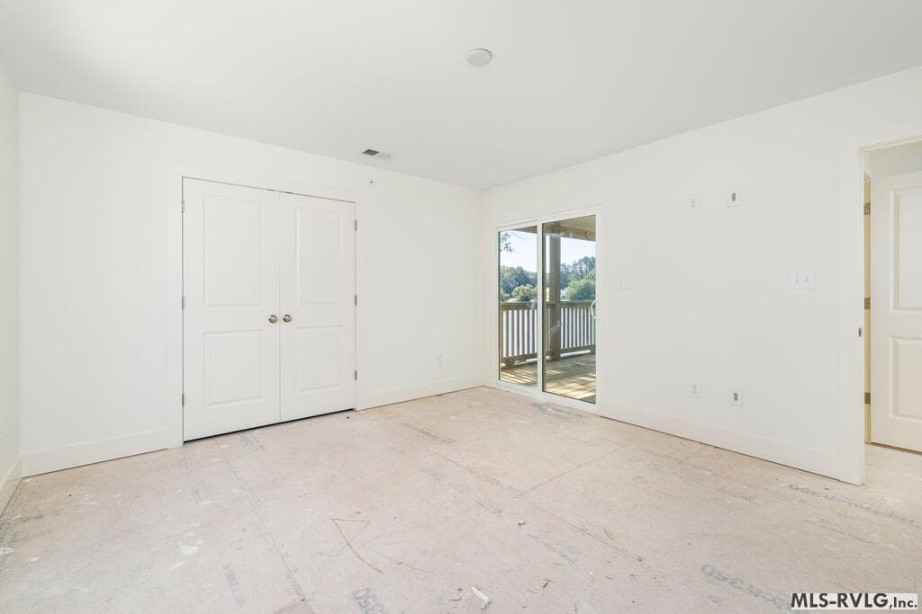 Townhouse/Condo,Residential/Vacation at 131-101 Gaston Pointe Dr, Littleton NC 27850, Littleton, photo 19 of 31