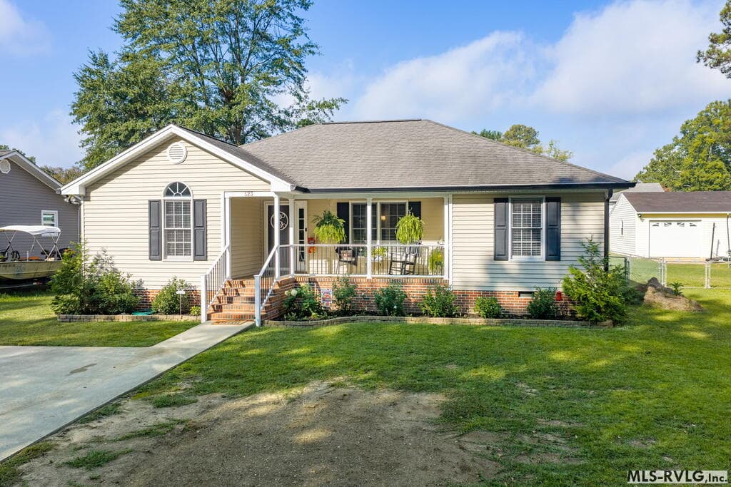 523 Pinecrest Ave., Roanoke Rapids NC 27870