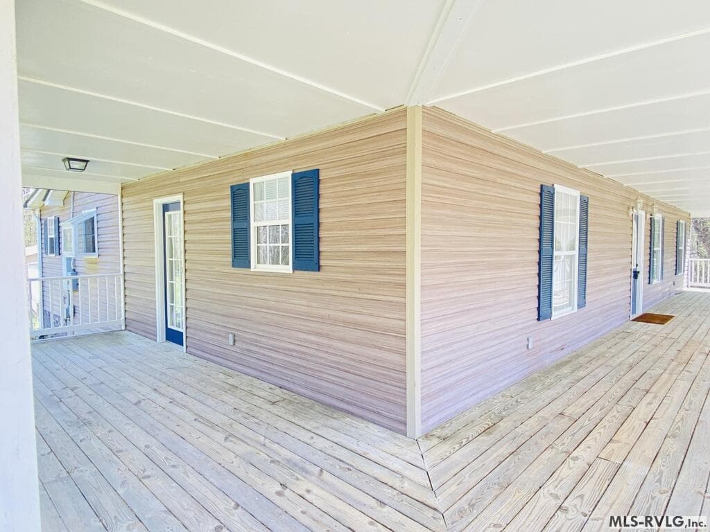 Residential/Vacation at 427 Muscadine Trail, Baskerville VA 23915, Baskerville, photo 21 of 114