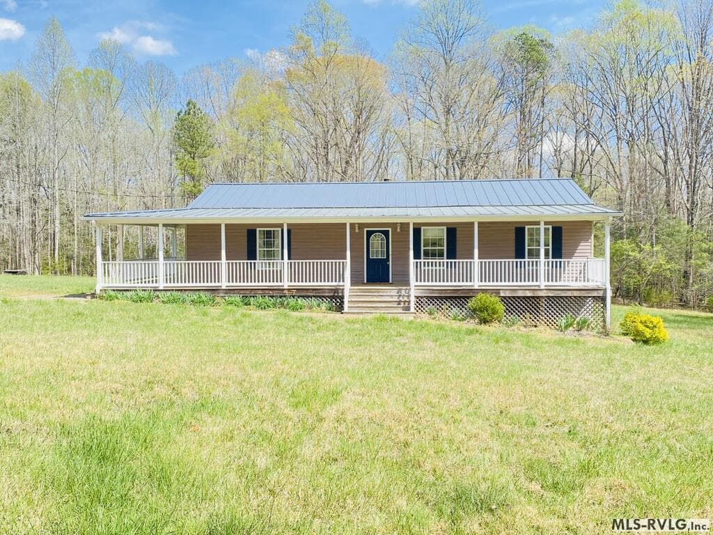 Residential/Vacation at 427 Muscadine Trail, Baskerville VA 23915, Baskerville, photo 3 of 114