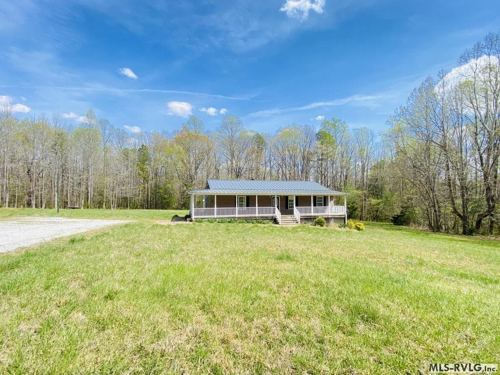 Residential/Vacation at 427 Muscadine Trail, Baskerville VA 23915, Baskerville, photo 5 of 114
