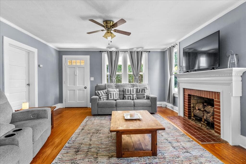 Residential/Vacation at 661 N. Main St., Brodnax VA 23920, Brodnax, photo 11 of 41