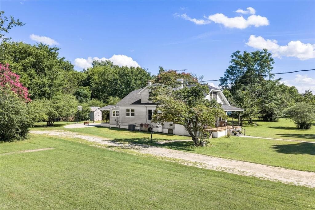 Residential/Vacation at 661 N. Main St., Brodnax VA 23920, Brodnax, photo 2 of 41