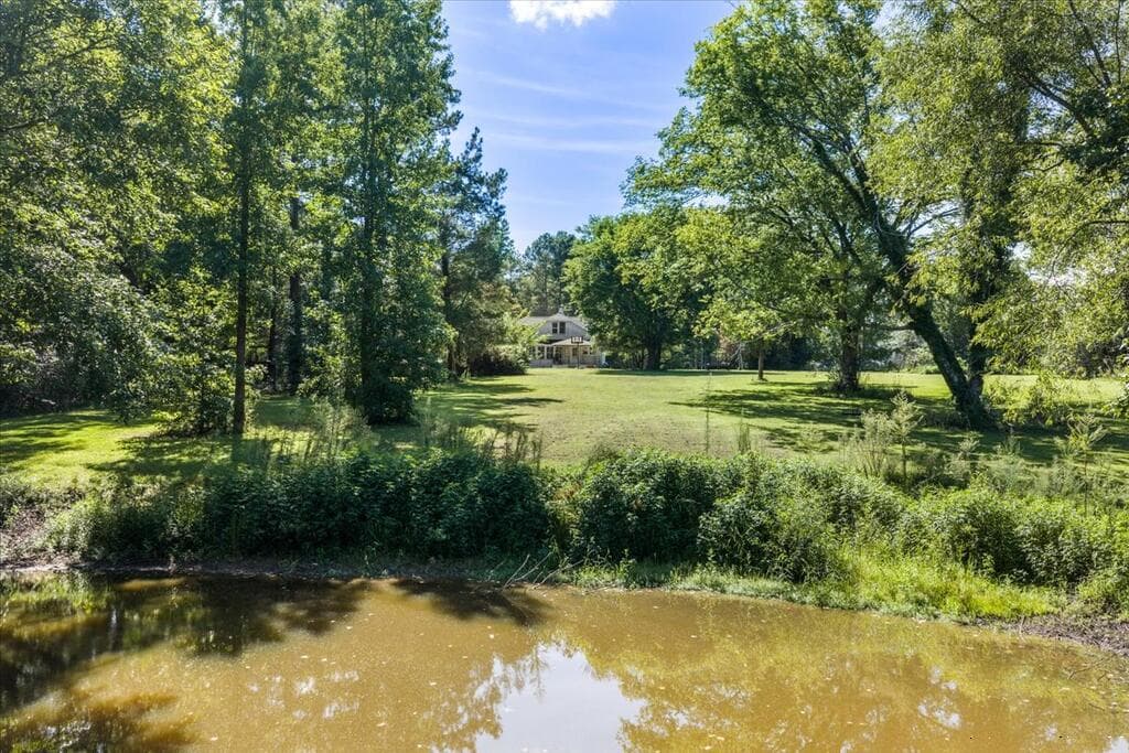 Residential/Vacation at 661 N. Main St., Brodnax VA 23920, Brodnax, photo 8 of 41