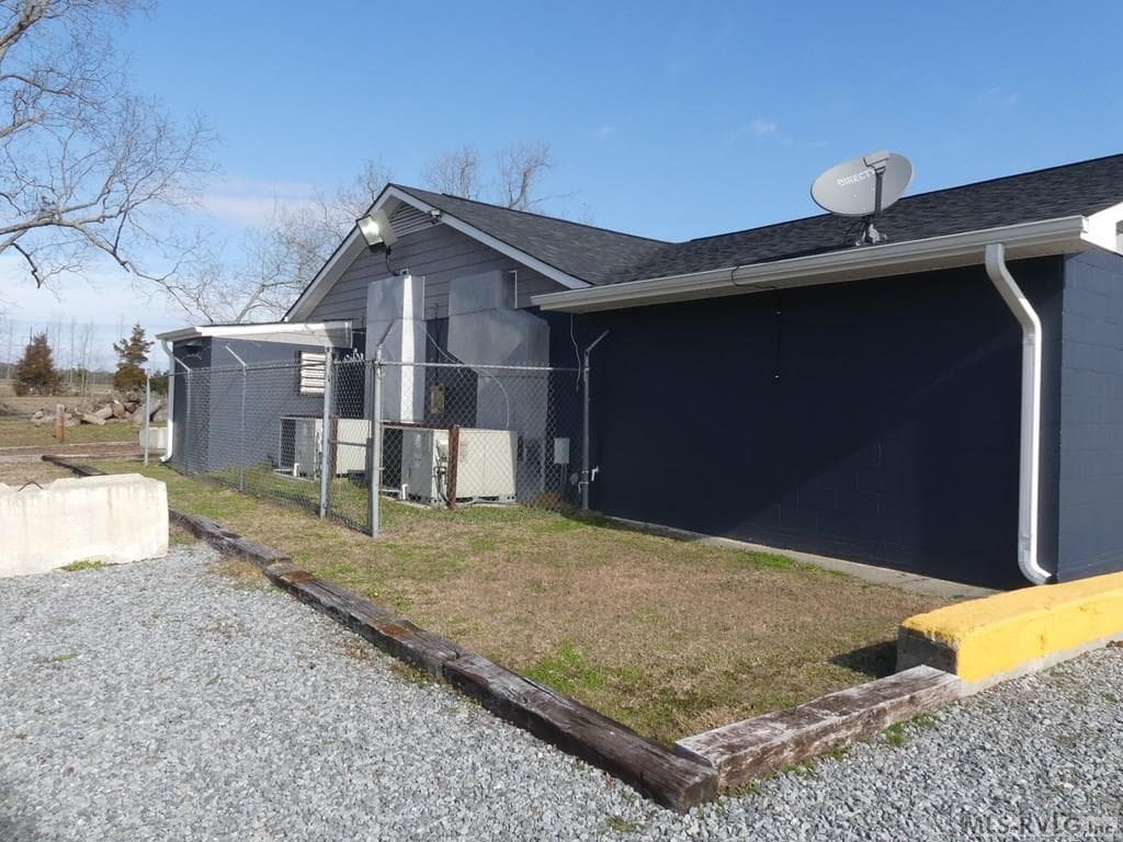 Commercial at 1250 Gaston Road, Skippers VA 23879, Skippers, photo 8 of 30