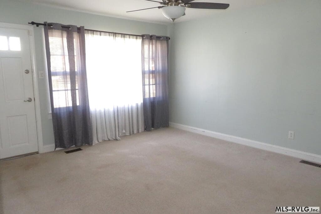 Residential/Vacation at 1414 Park Avenue, Roanoke Rapids NC 27870, Roanoke Rapids, photo 6 of 33