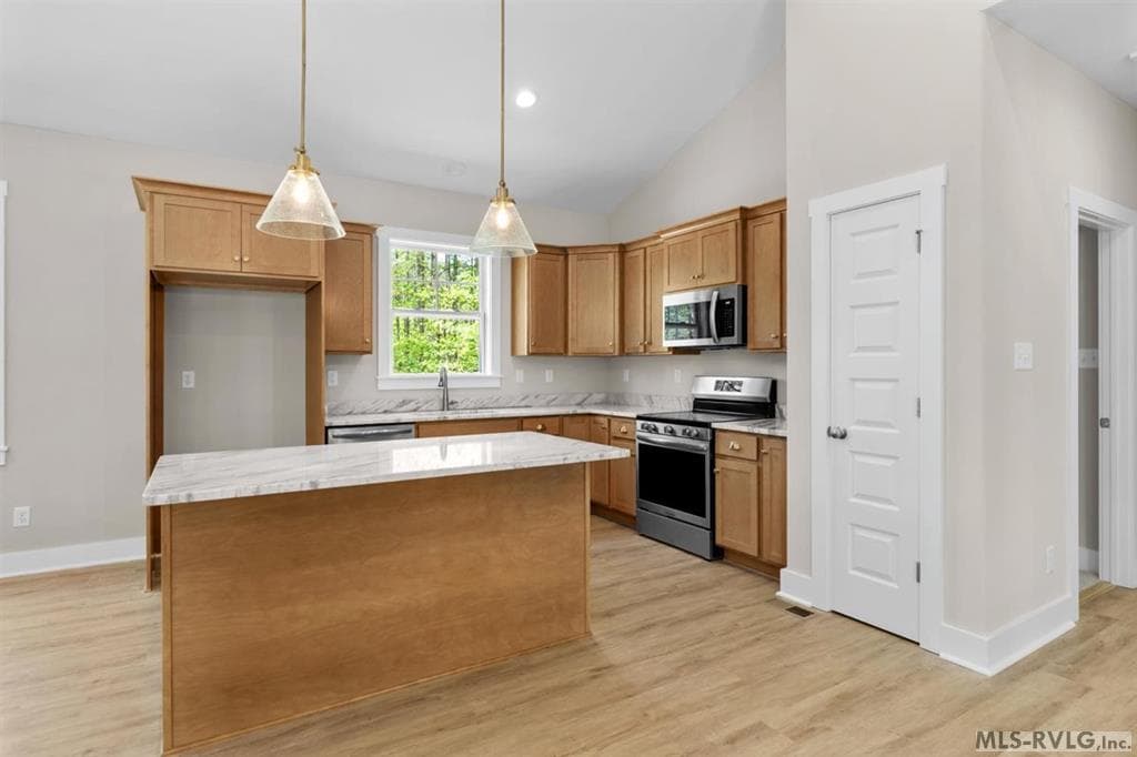 Residential/Vacation at 209 White Oak Court, Boydton VA 23917, Boydton, photo 23 of 49