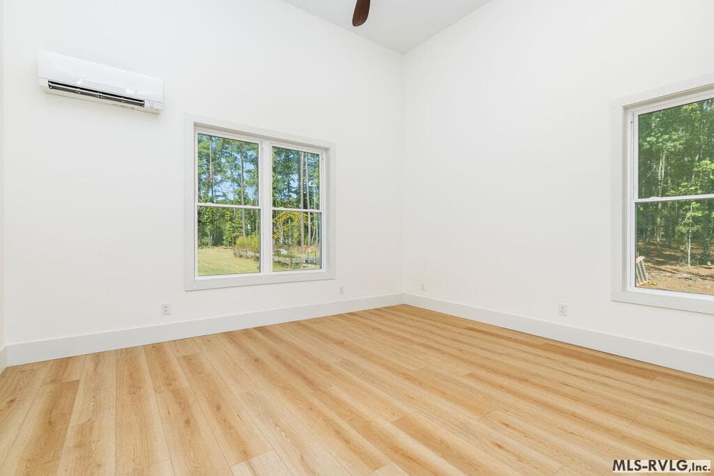 Residential/Vacation at 128 Shadow Brook Shores Dr, Littleton NC 27850, Littleton, photo 18 of 33