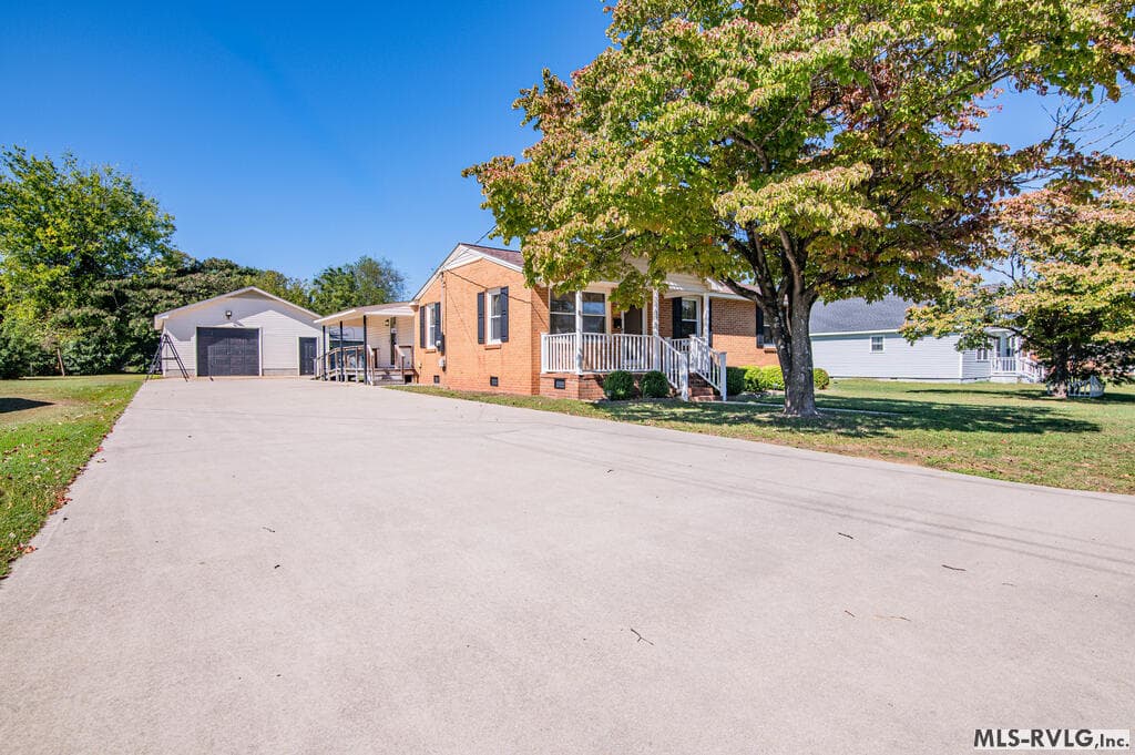 Residential/Vacation at 503 Pinecrest Ave., Roanoke Rapids NC 27870, Roanoke Rapids, photo 2 of 53