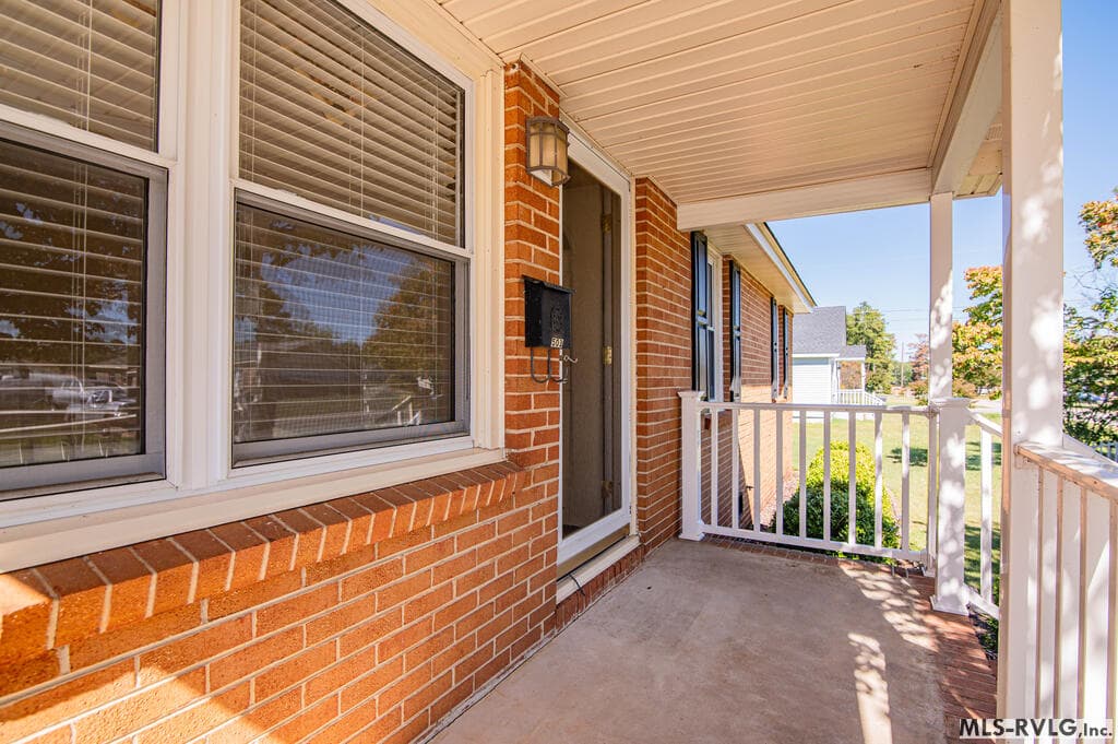 Residential/Vacation at 503 Pinecrest Ave., Roanoke Rapids NC 27870, Roanoke Rapids, photo 4 of 53