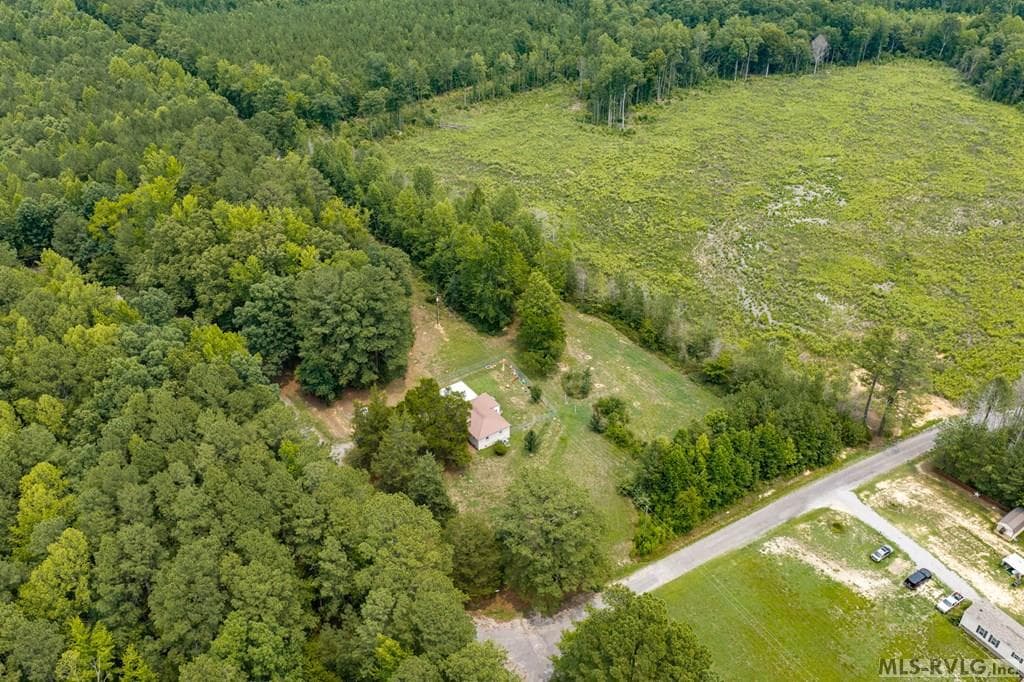 Residential/Vacation at 2738 Greentown Drive, Lawrenceville VA 23868, Lawrenceville, photo 23 of 28