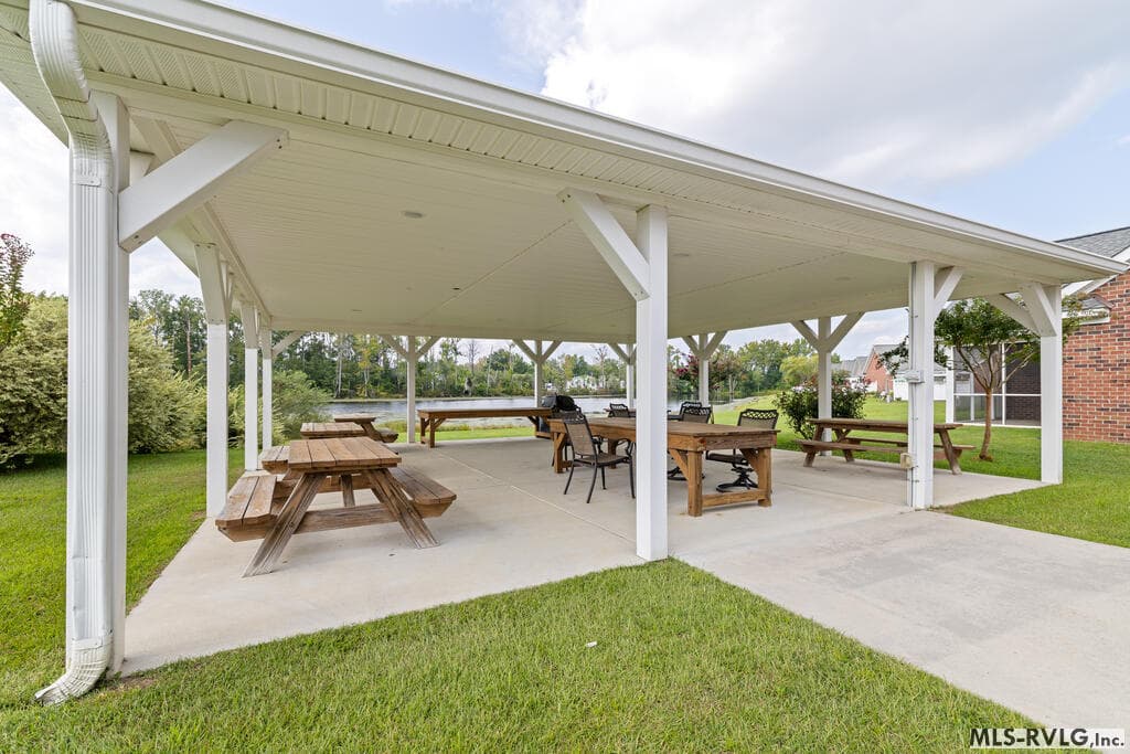 Townhouse/Condo,Residential/Vacation at 128 Savannah Circle, Roanoke Rapids NC 27870, Roanoke Rapids, photo 33 of 45