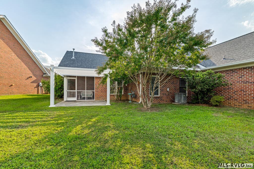 Townhouse/Condo,Residential/Vacation at 128 Savannah Circle, Roanoke Rapids NC 27870, Roanoke Rapids, photo 4 of 45