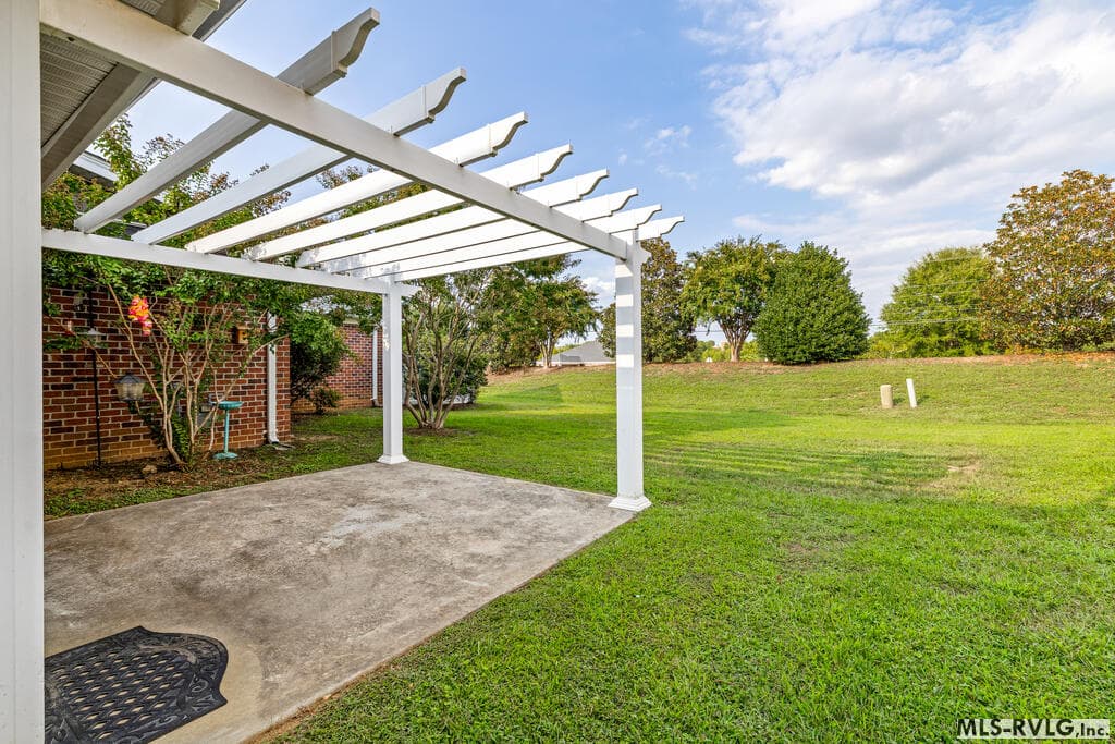 Townhouse/Condo,Residential/Vacation at 128 Savannah Circle, Roanoke Rapids NC 27870, Roanoke Rapids, photo 9 of 45