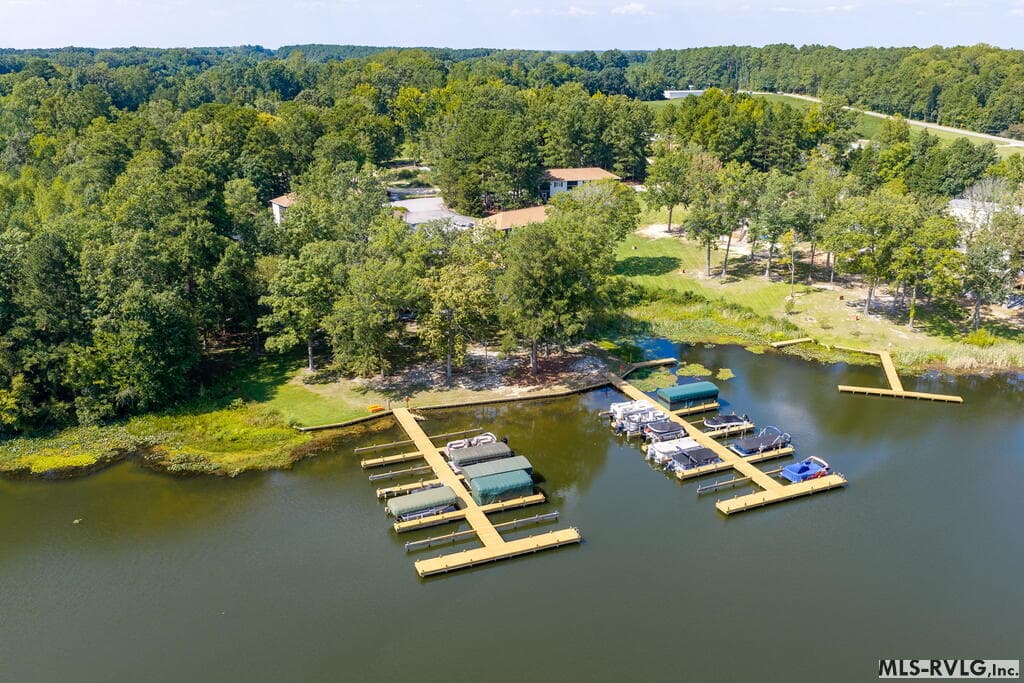 Townhouse/Condo,Residential/Vacation at 151-102 Gaston Pointe Dr, Littleton NC 27850, Littleton, photo 3 of 41
