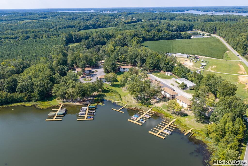 Townhouse/Condo,Residential/Vacation at 151-102 Gaston Pointe Dr, Littleton NC 27850, Littleton, photo 39 of 41