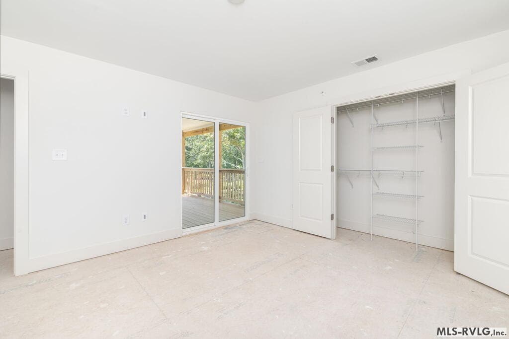 Townhouse/Condo,Residential/Vacation at 131-103 Gaston Pointe Dr, Littleton NC 27850, Littleton, photo 13 of 21