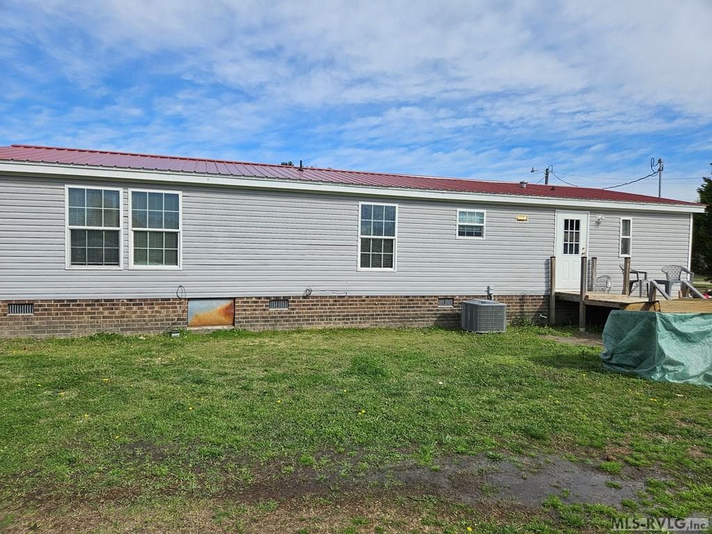 Residential/Vacation at 152 Blake Dr, Rich Square NC 27869, Rich Square, photo 3 of 26