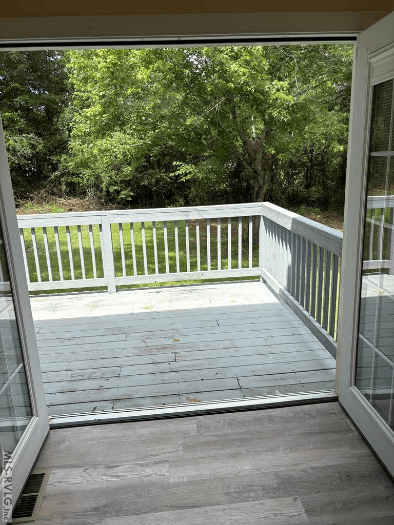Residential/Vacation at 105 Woodlawn Ave, La Crosse VA 23950, La Crosse, photo 6 of 21