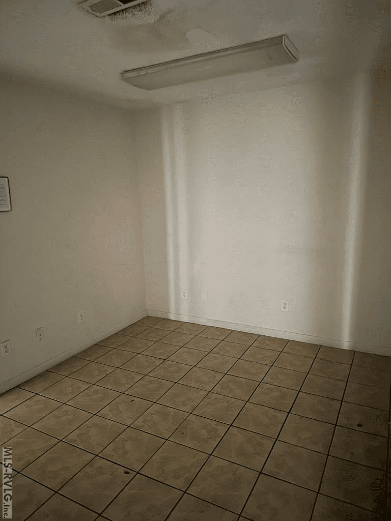 Commercial at 101 W Main St, Ahoskie NC 27910, photo 11 of 38