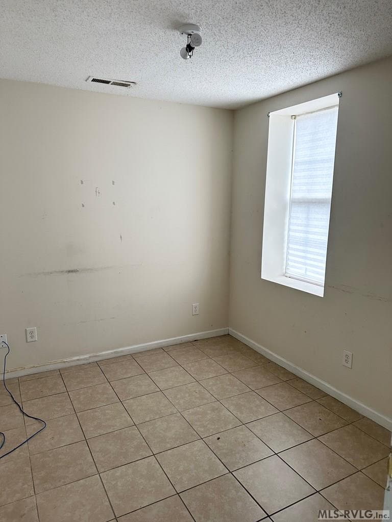 Commercial at 101 W Main St, Ahoskie NC 27910, photo 14 of 38