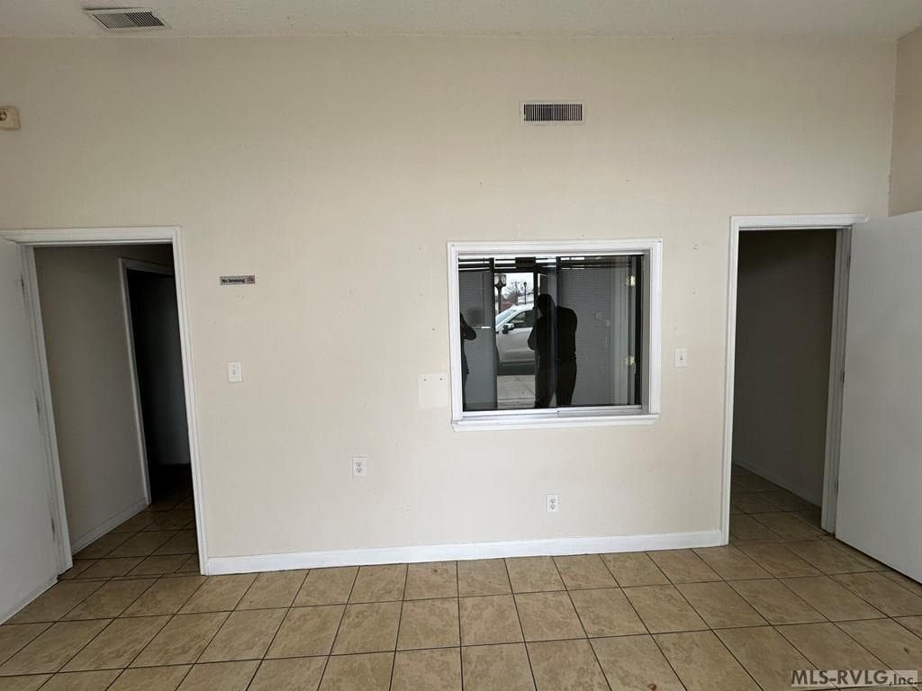 Commercial at 101 W Main St, Ahoskie NC 27910, photo 5 of 38