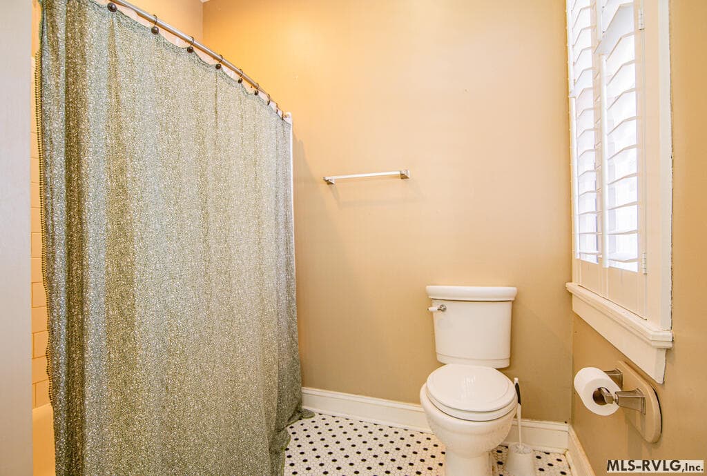 Residential/Vacation at 425 Roanoke Ave, Roanoke Rapids NC 27870, Roanoke Rapids, photo 42 of 76