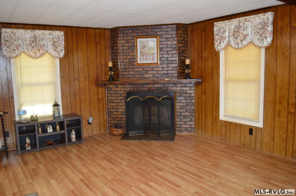 Residential/Vacation at 1979 Governor Harrison Parkway, Brodnax VA 23920, Brodnax, photo 4 of 9