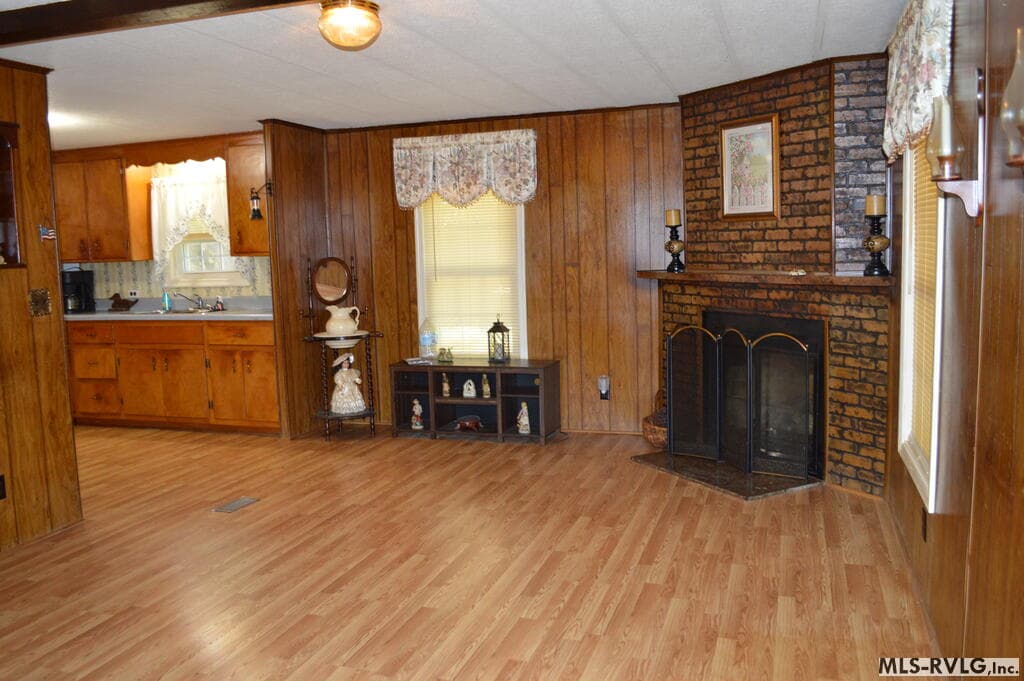 Residential/Vacation at 1979 Governor Harrison Parkway, Brodnax VA 23920, Brodnax, photo 5 of 9