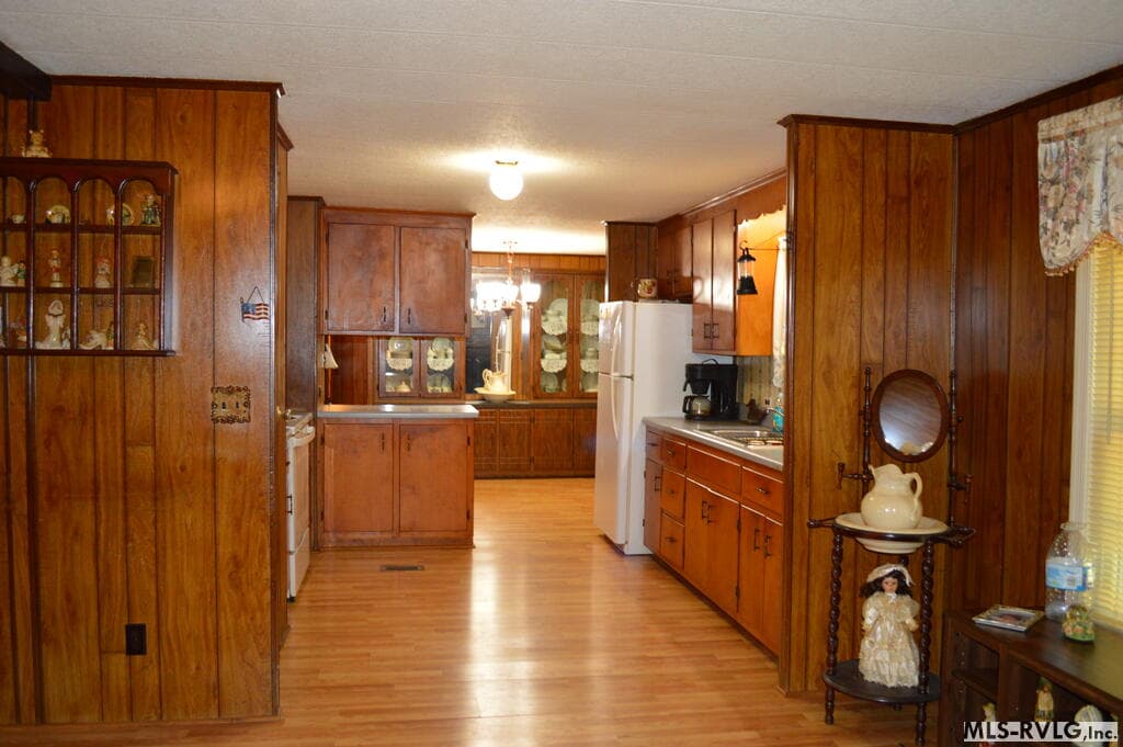 Residential/Vacation at 1979 Governor Harrison Parkway, Brodnax VA 23920, Brodnax, photo 6 of 9