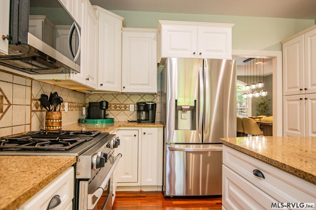 Just bring the groceries—everything else is provided in the well-equipped kitchen, from dishes to pots and pans, silverware, and more. - 243 Woodland Rd, Littleton NC 27850, Littleton