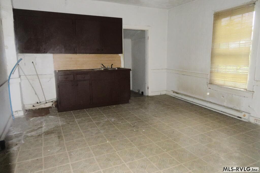 Multi Family at 1032-34 Vance Street, Roanoke Rapids NC 27870, Roanoke Rapids, photo 11 of 19