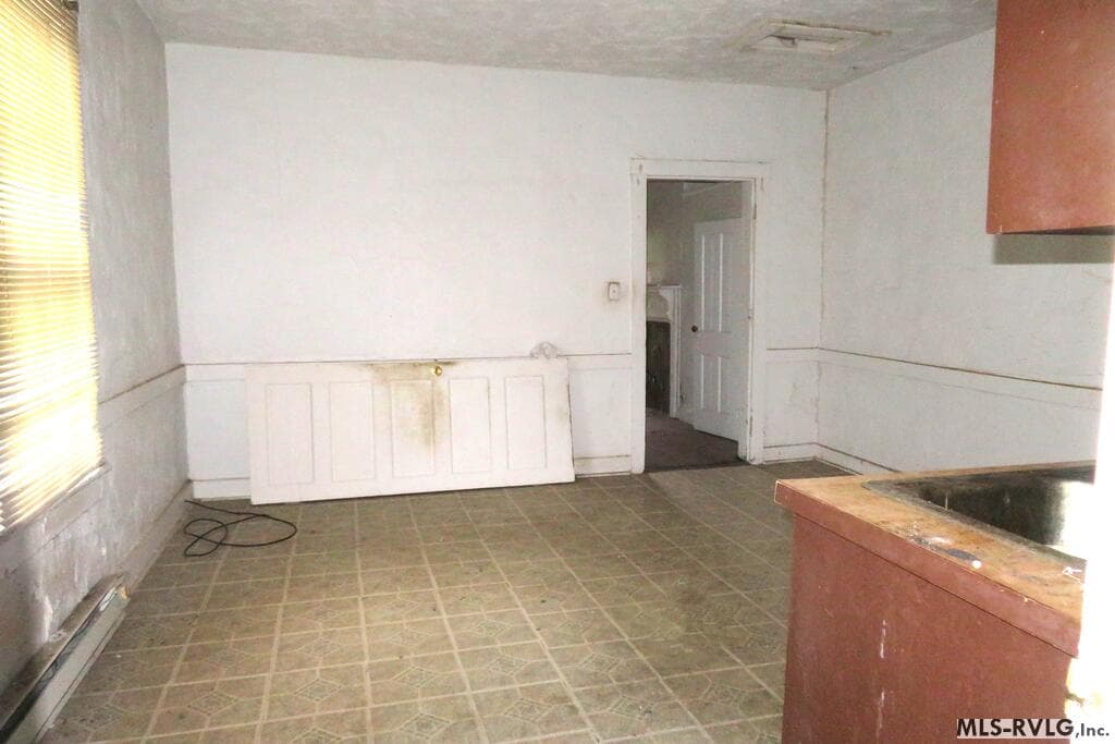 Multi Family at 1032-34 Vance Street, Roanoke Rapids NC 27870, Roanoke Rapids, photo 12 of 19