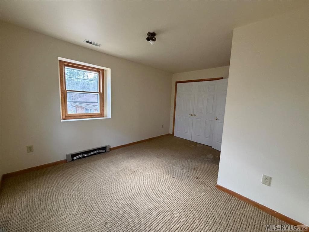 Residential/Vacation at 19150 Christanna, Lawrenceville VA 23868, Lawrenceville, photo 10 of 38