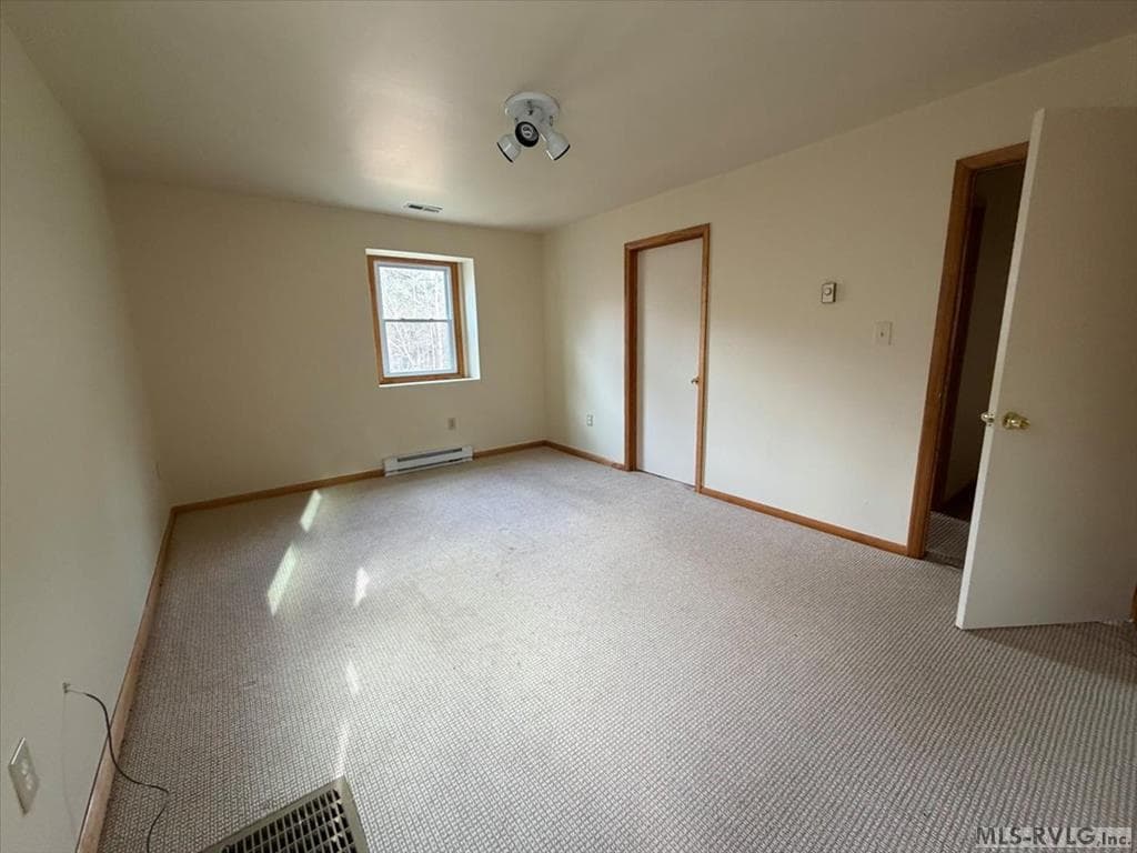 Residential/Vacation at 19150 Christanna, Lawrenceville VA 23868, Lawrenceville, photo 17 of 38