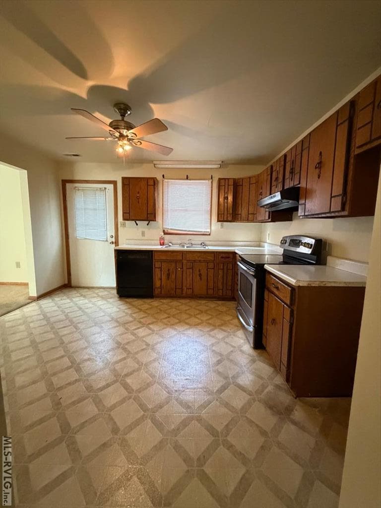 Residential/Vacation at 19150 Christanna, Lawrenceville VA 23868, Lawrenceville, photo 6 of 38