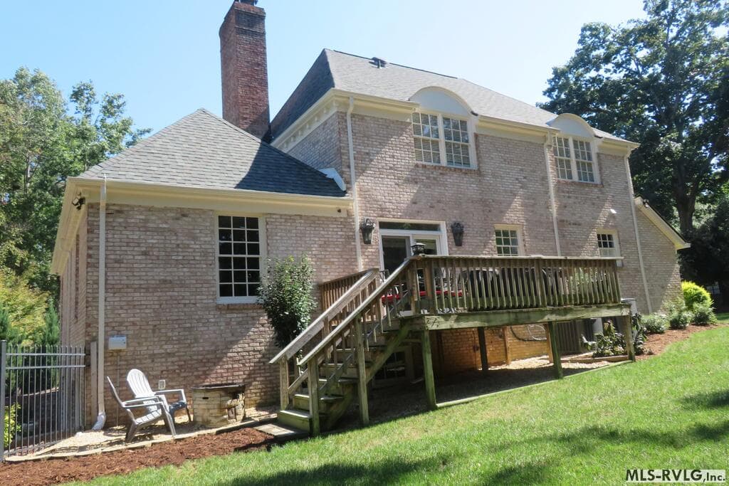 Residential/Vacation at 507 Arbutus Drive West, Roanoke Rapids NC 27870, Roanoke Rapids, photo 2 of 67