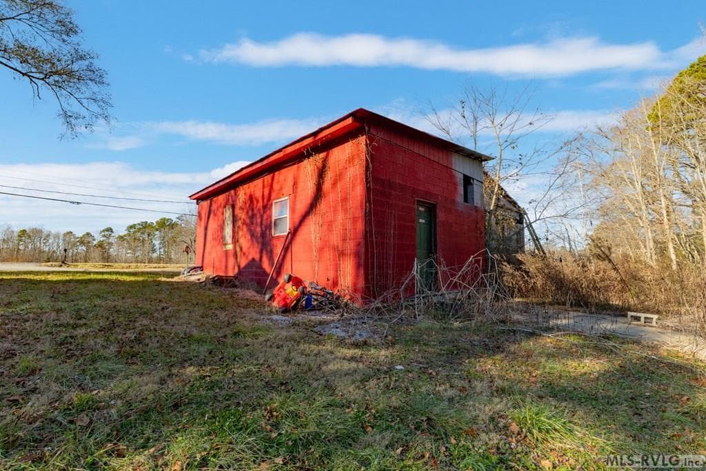 Commercial at 9406 Highway One, South Hill VA 23970, South Hill, photo 9 of 22