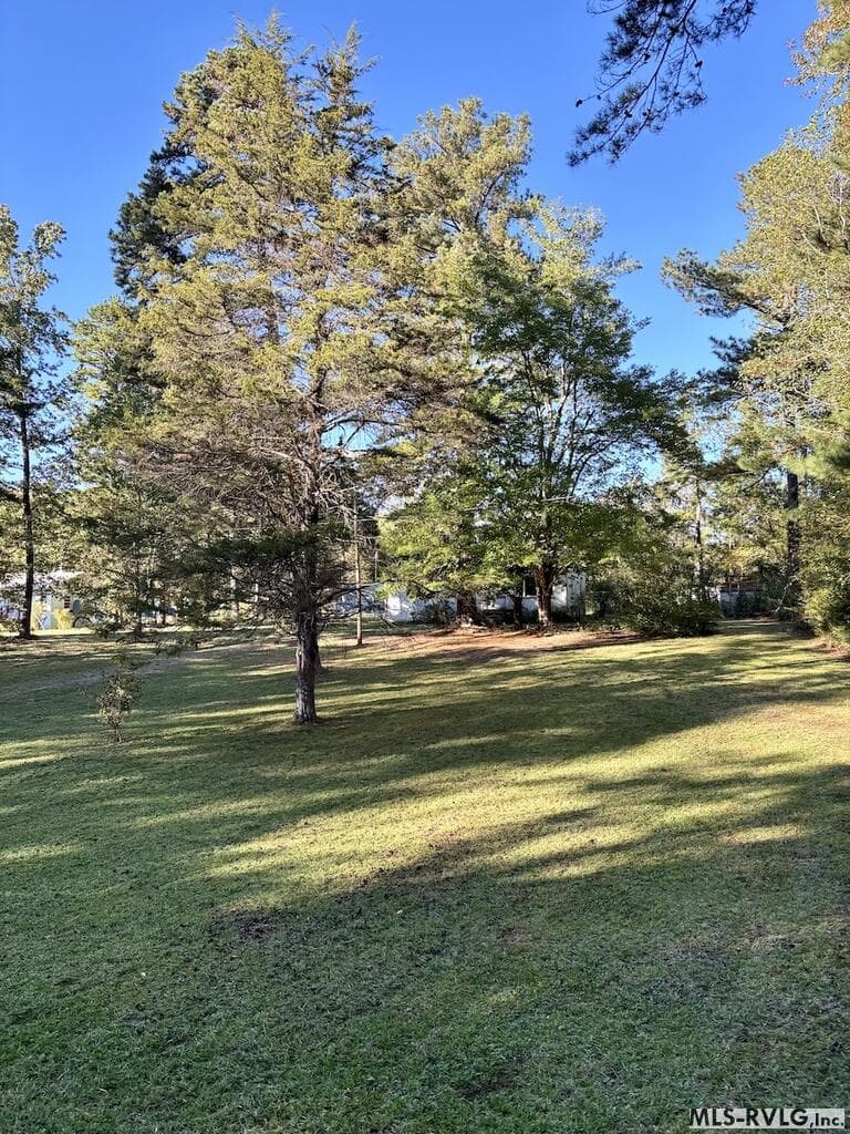 Residential/Vacation at 4647 Poorhouse Rd, Victoria VA 23974, photo 6 of 21