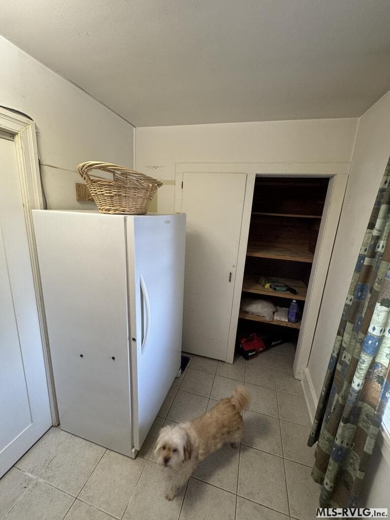 Laundry Room with extra storage cabinets - 2709 Ankum Rd., Gasburg VA 23857, Gasburg