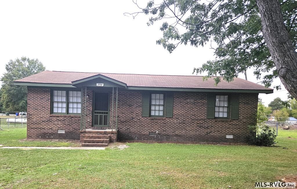 209 Wheeler St, Roanoke Rapids NC 27870