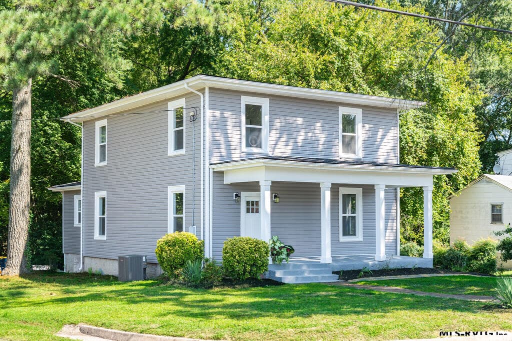 Residential/Vacation at 704 Goodes Ferry Street, South Hill VA 23970, South Hill, photo 2 of 32