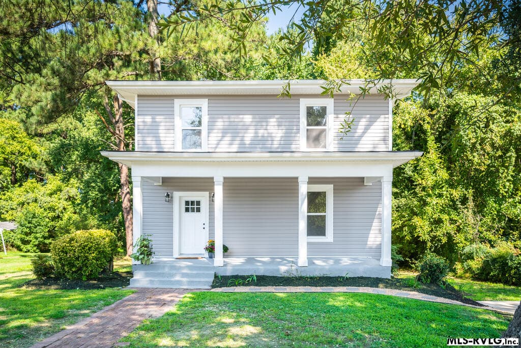 Residential/Vacation at 704 Goodes Ferry Street, South Hill VA 23970, South Hill, photo 3 of 32